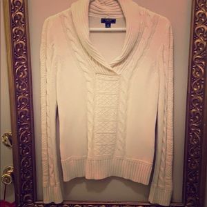 Chaos women’s cream cable knit sweater
